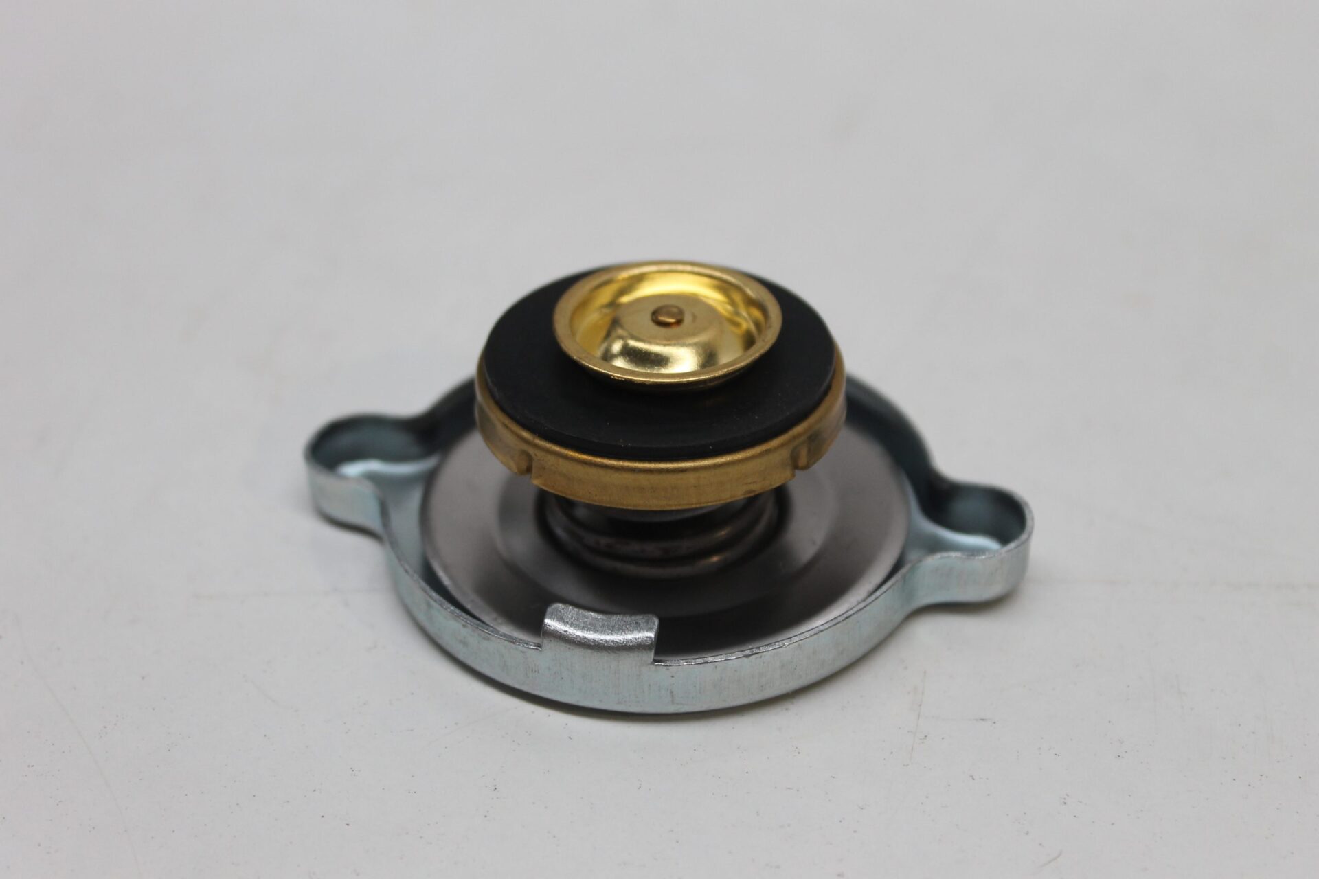 Radiator Cap 180224M92, Massey Ferguson Tractors, Ned Murphy Tractors Ltd.