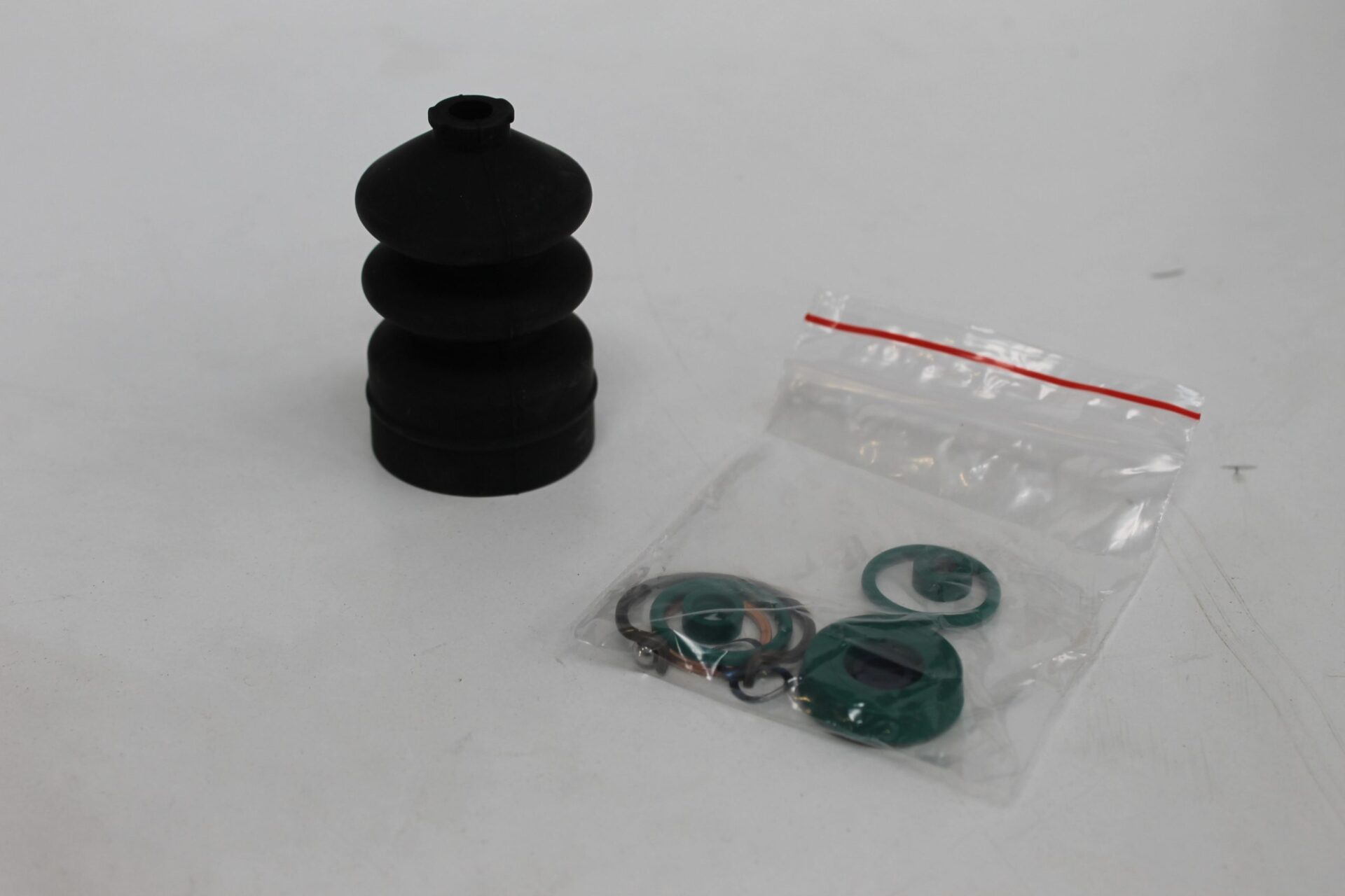 Master Cylinder Repair Kit 1810833M91, Massey Ferguson Tractors, Ned Murphy Tractors Ltd.