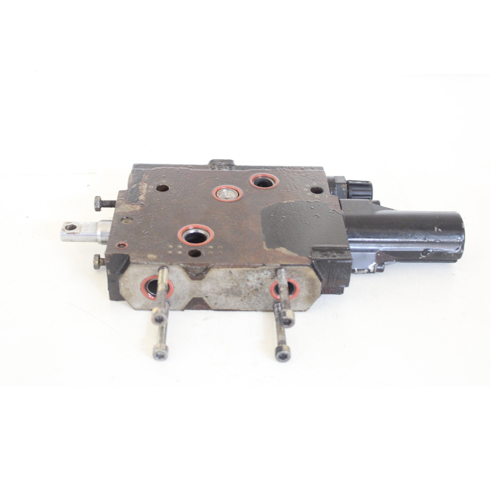 Distributor, 3796941M6, Massey Ferguson Tractors, Ned Murphy Tractors Ltd.