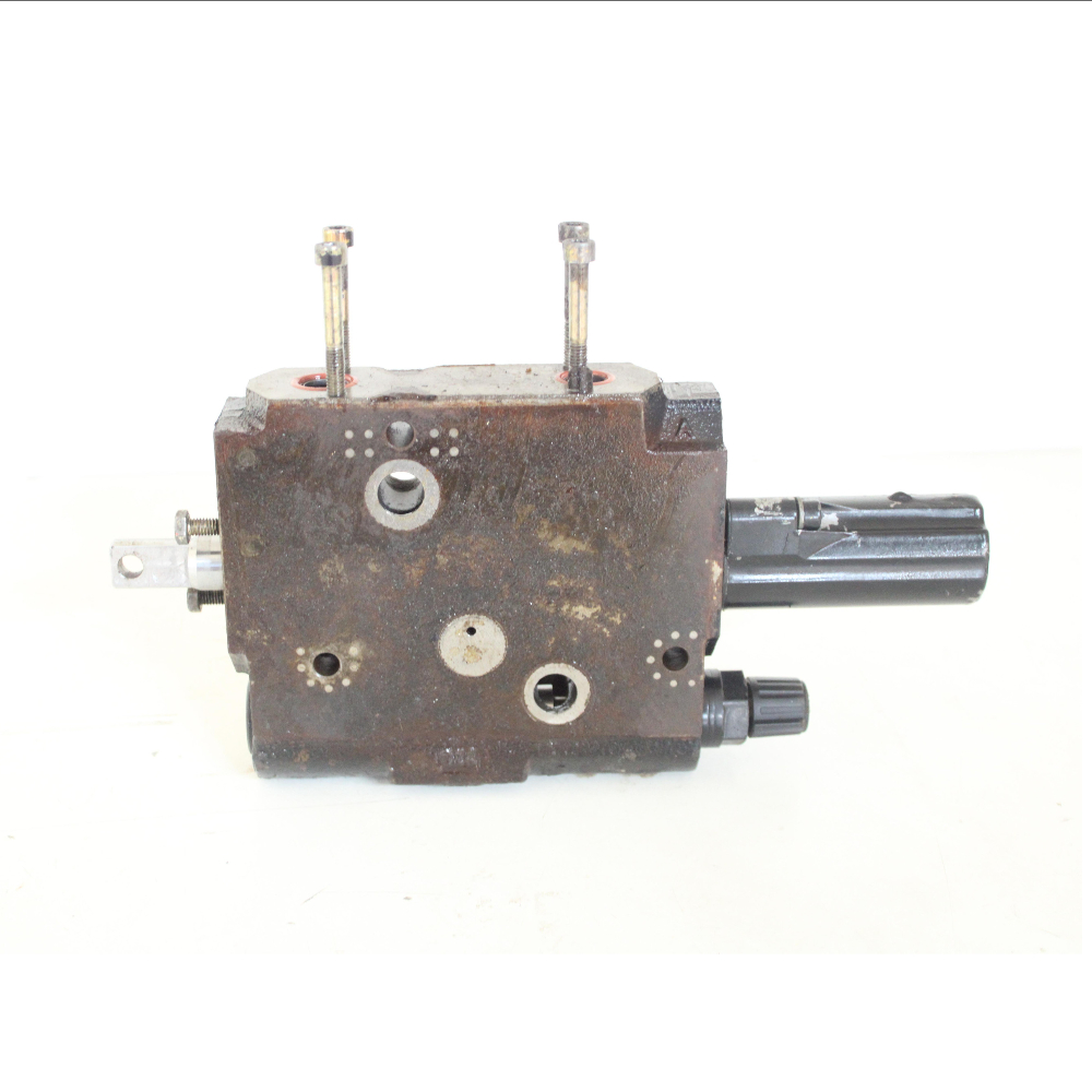 Distributor, 3796941M6, Massey Ferguson Tractors, Ned Murphy Tractors Ltd.