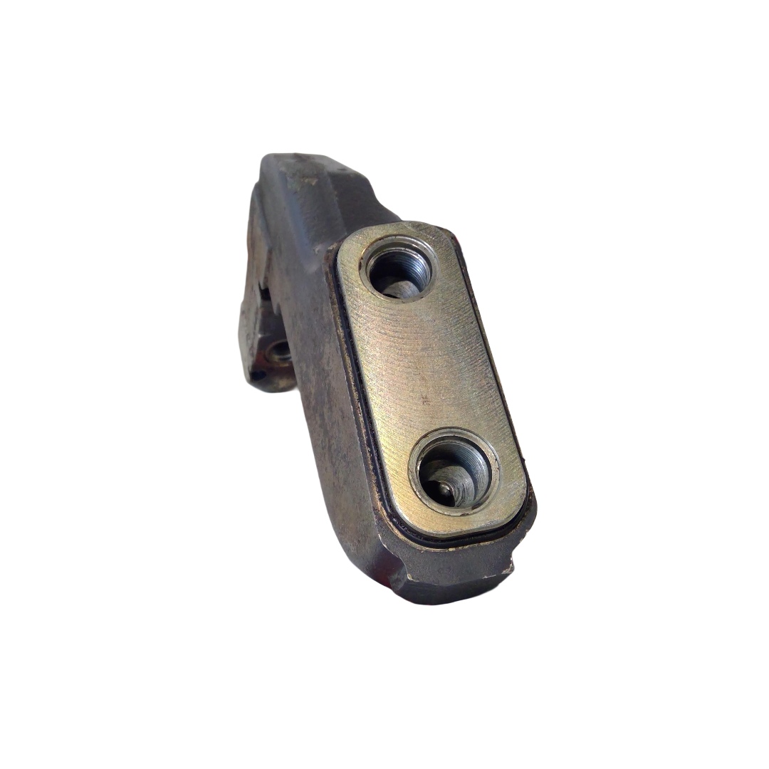 3796990M93, Female Coupler No. 3, Massey Ferguson Tractors, Ned Murphy Tractors Ltd.