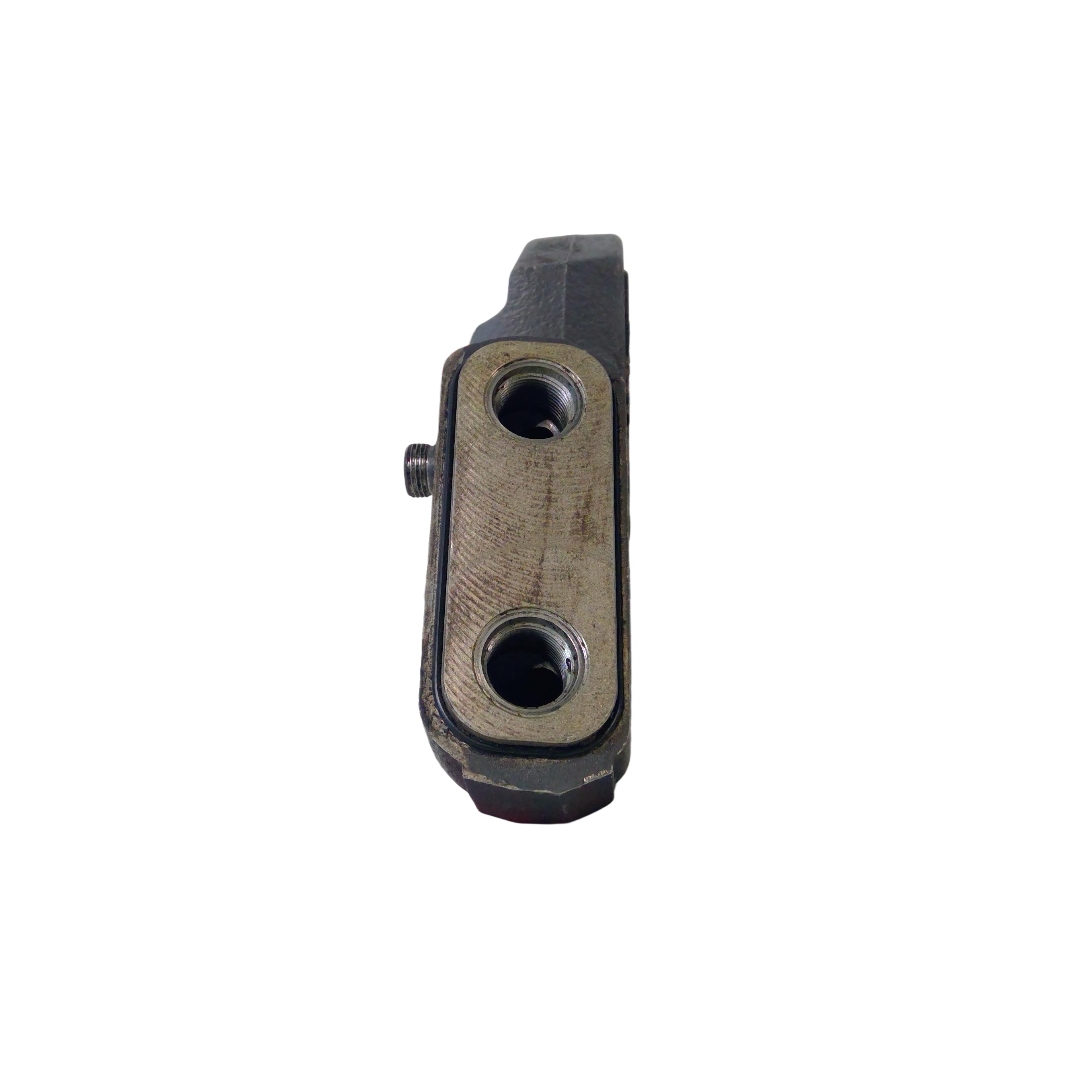 3796992M93, Female Coupler, Massey Ferguson Tractors, Ned Murphy Tractors Ltd.