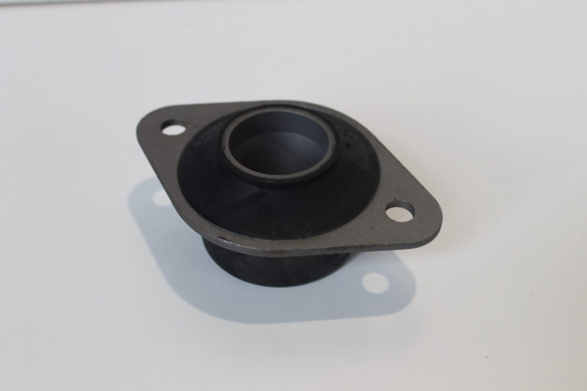 Cab Mounts 3712694M1 - Image 2