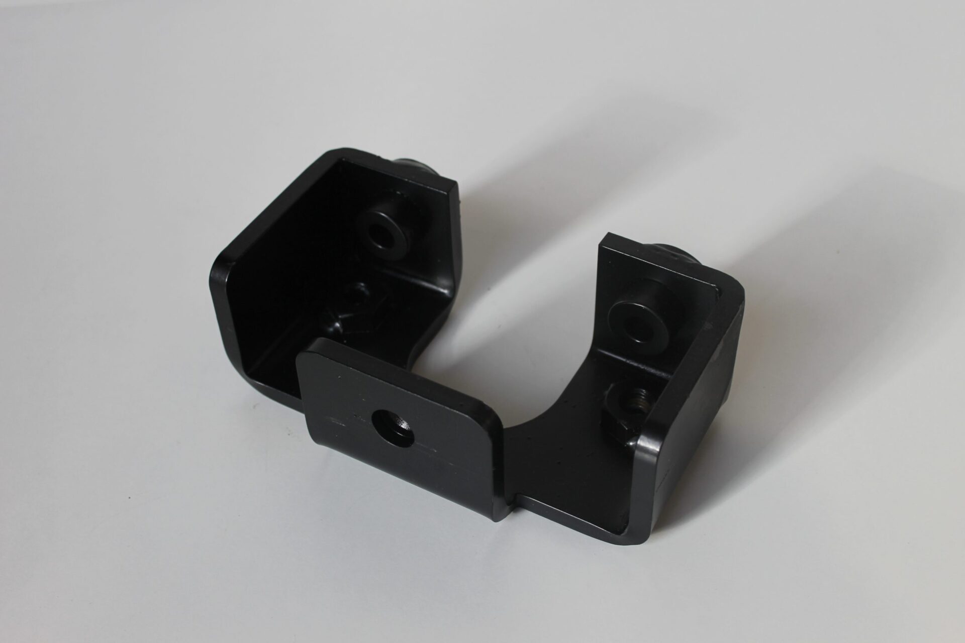 4WD Shaft Bracket 3785110M2 - Image 2