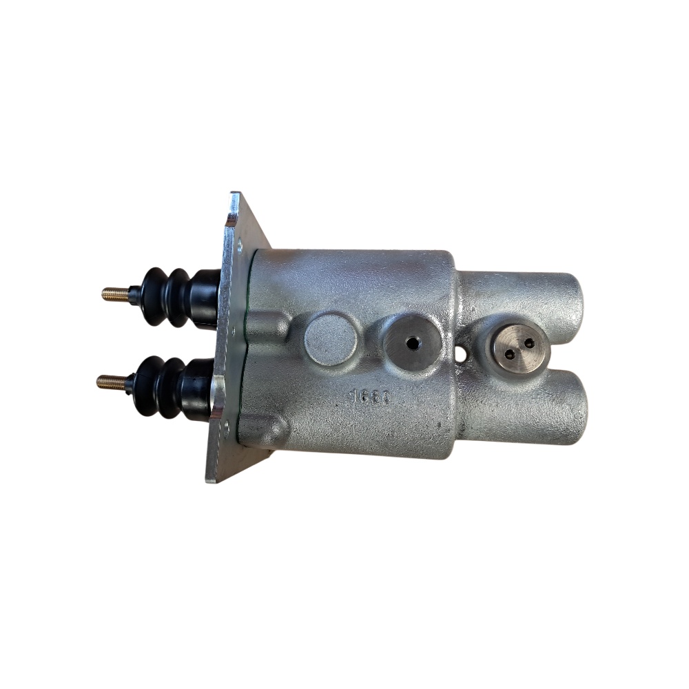 Brake Master Cylinder 3786100M2, Massey Ferguson Tractors, Ned Murphy Tractors Ltd.