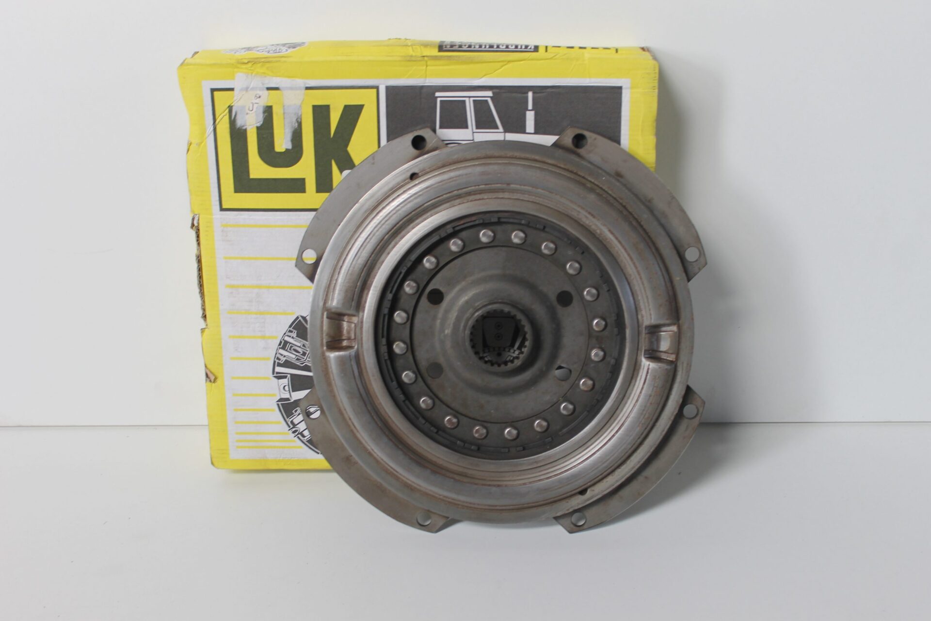 3825683M1, Clutch Damper, Massey Ferguson Tractors, Ned Murphy Tractors Ltd.