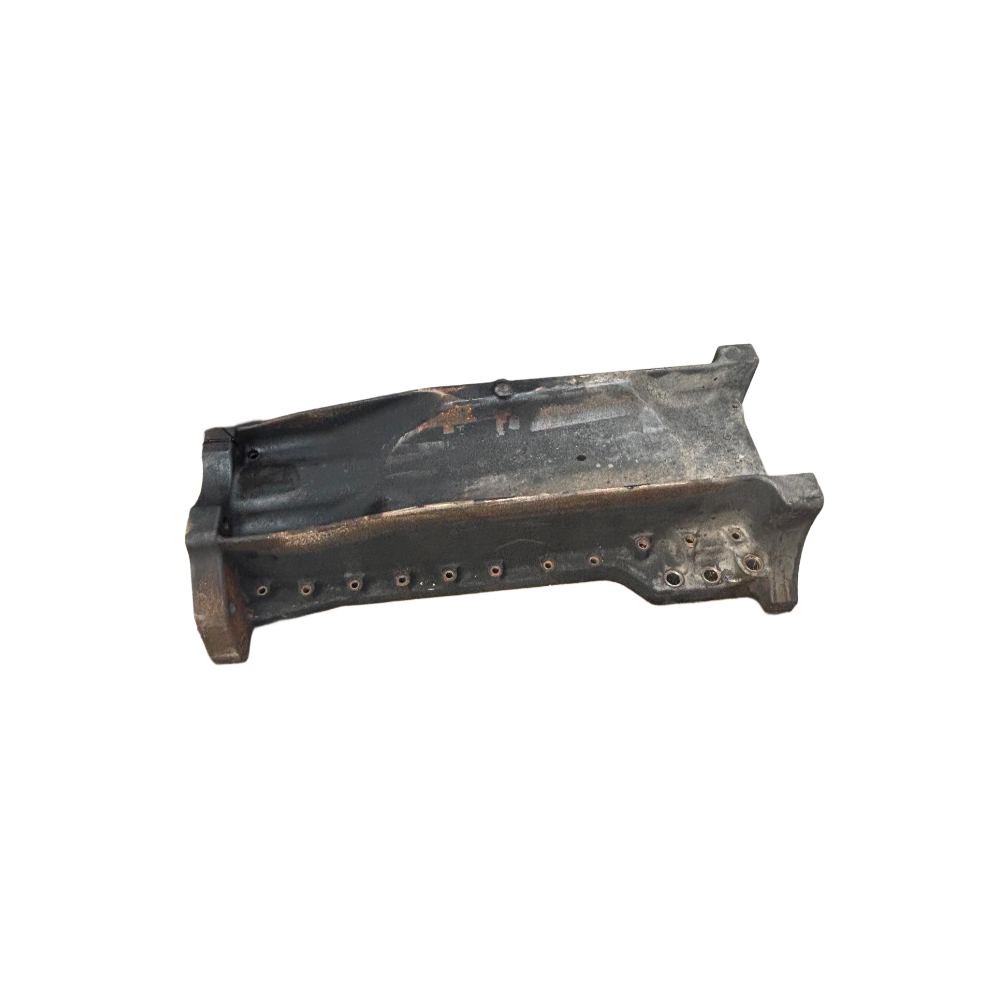 V836867807, Oil Sump, Buy new or used tractor parts from Ned Murphy Tractors. Shipping available worldwide.