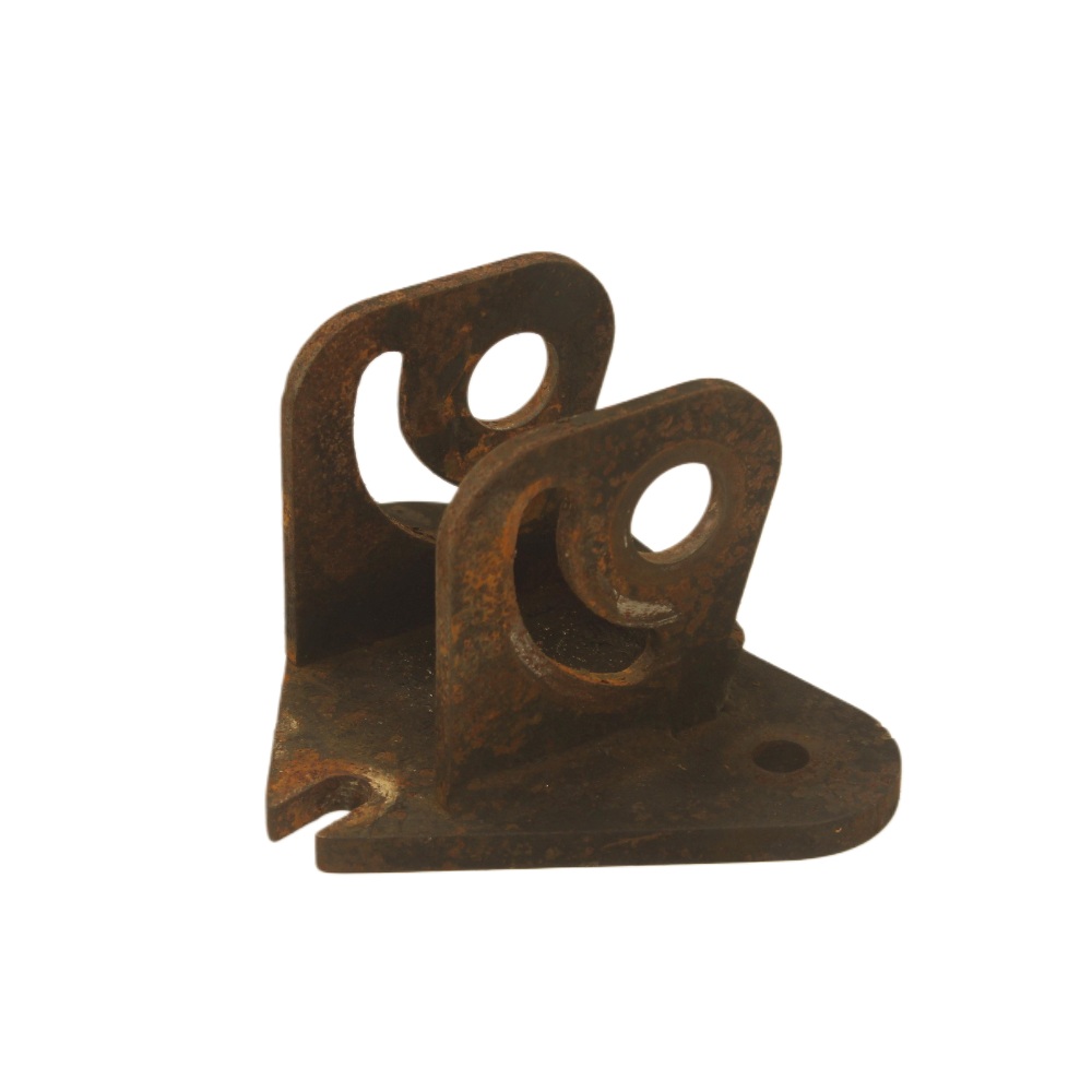 Step Pivot Bracket 4273119M1, Massey Ferguson Tractors, Ned Murphy Tractors Ltd.