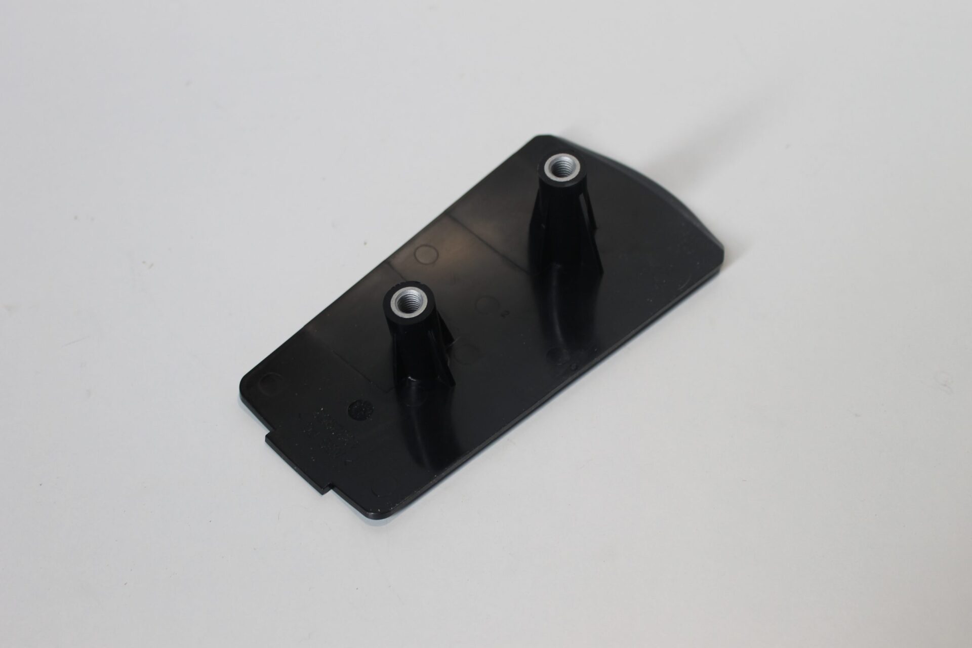 Light Bracket Cover 4382953M1 - Image 2