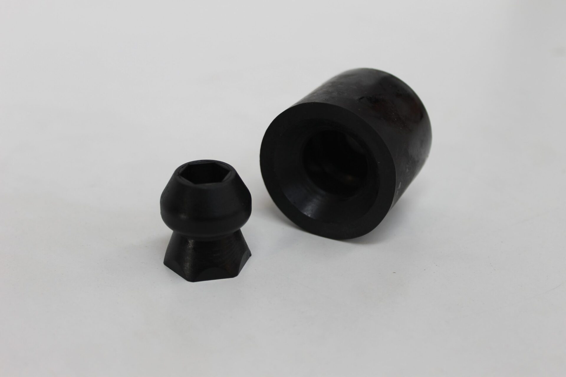 72502409, Rubber Catch, Massey Ferguson Tractors, Ned Murphy Tractors Ltd.
