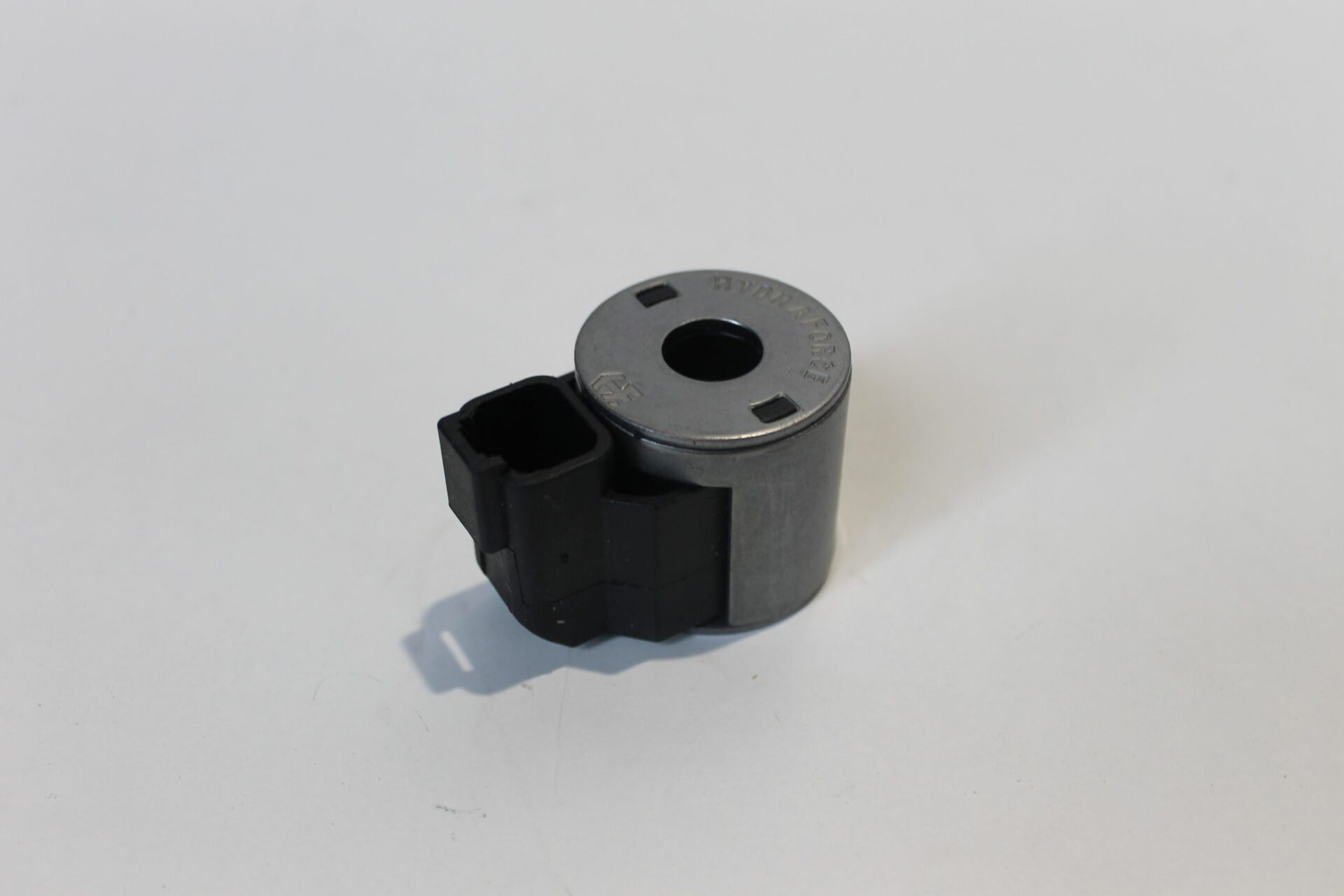 Suspended Axle Hydraulic Valve Solenoid 7302601101 - Image 2