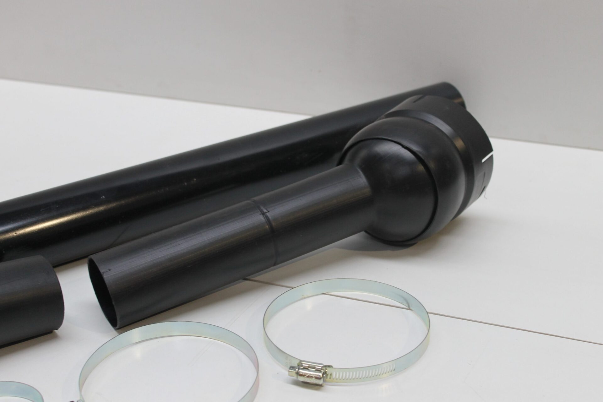 4WD Shaft Cover 1696550M1 - Image 3