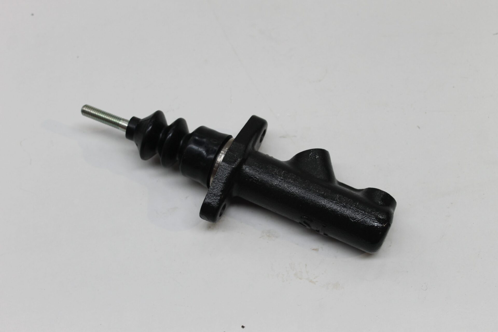 Brake Master Cylinder 3596785M92, Massey Ferguson Tractors, Ned Murphy Tractors Ltd.