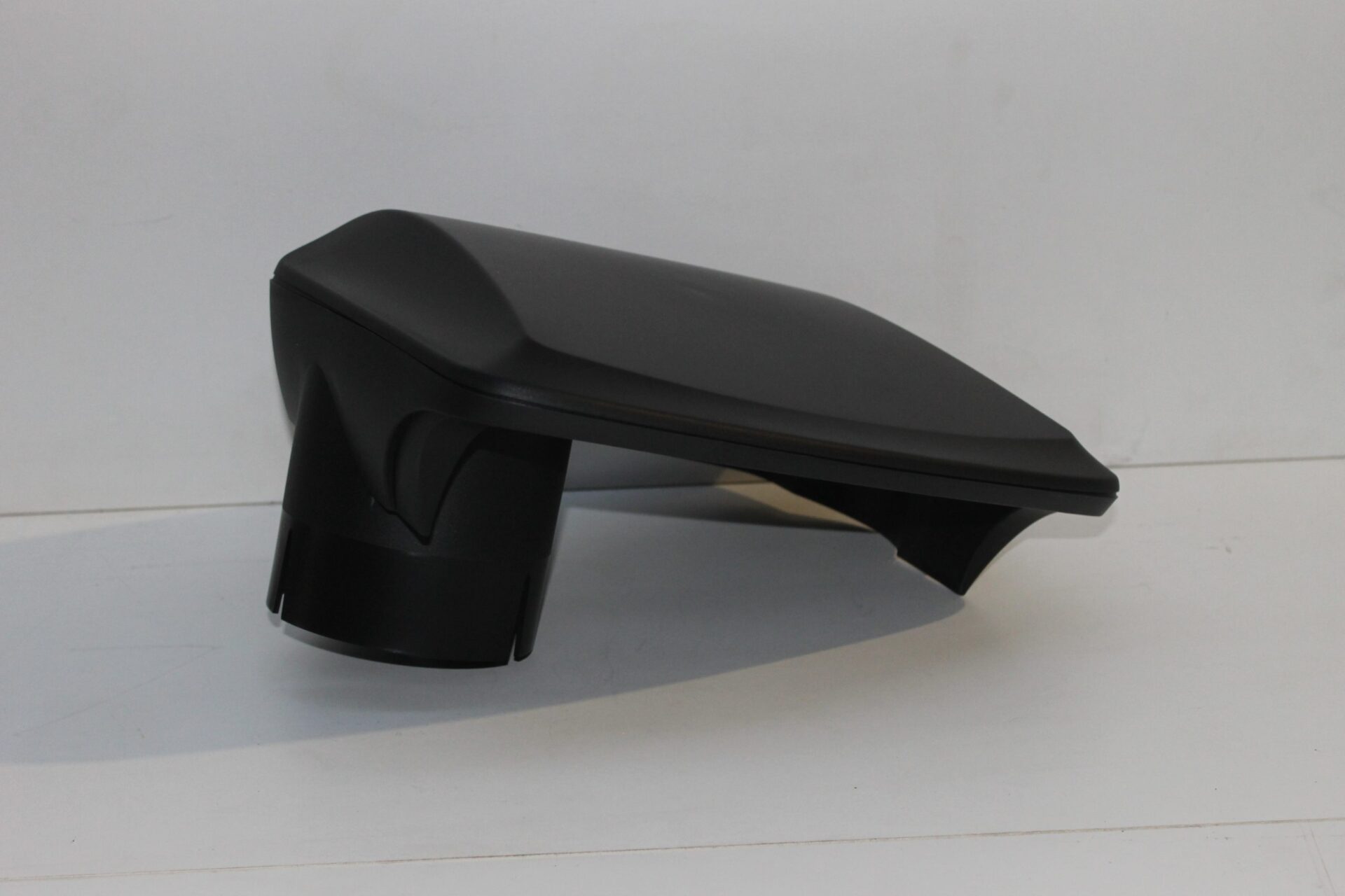 4277650M91, Air Filter Housing Cap, Massey Ferguson Tractors, Ned Murphy Tractors Ltd.