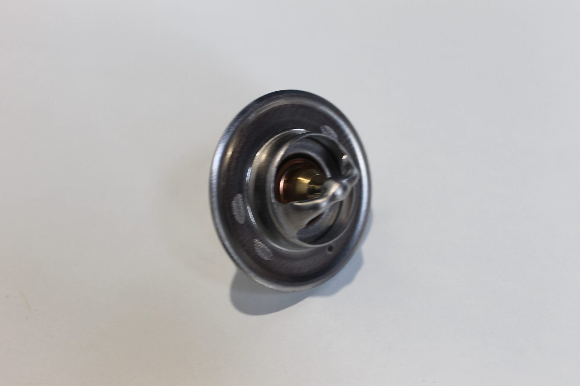 AGCO Thermostat V836015156 - Image 2