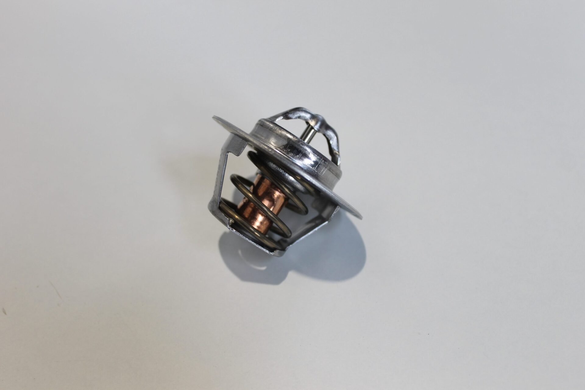 V836015156, AGCO Thermostat, Massey Ferguson Tractors, Ned Murphy Tractors Ltd.