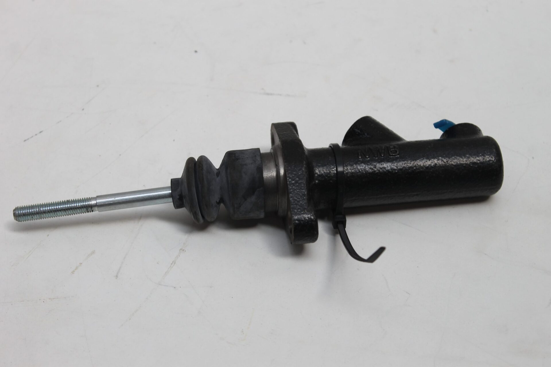 Brake Master Cylinder 1874957M91, Massey Ferguson Tractors, Ned Murphy Tractors Ltd.