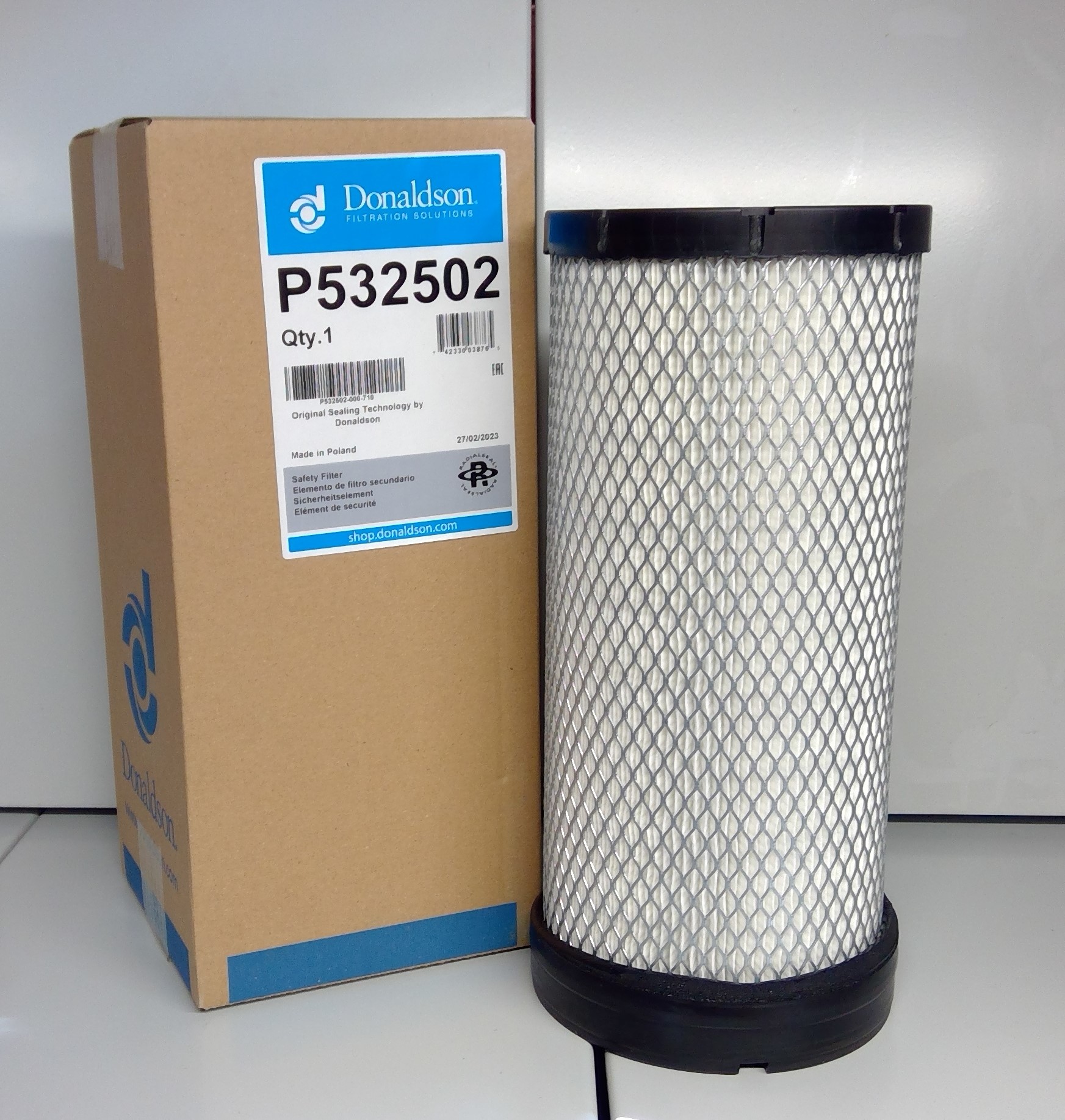 Outer Air Filter 3782387M1 - Image 2