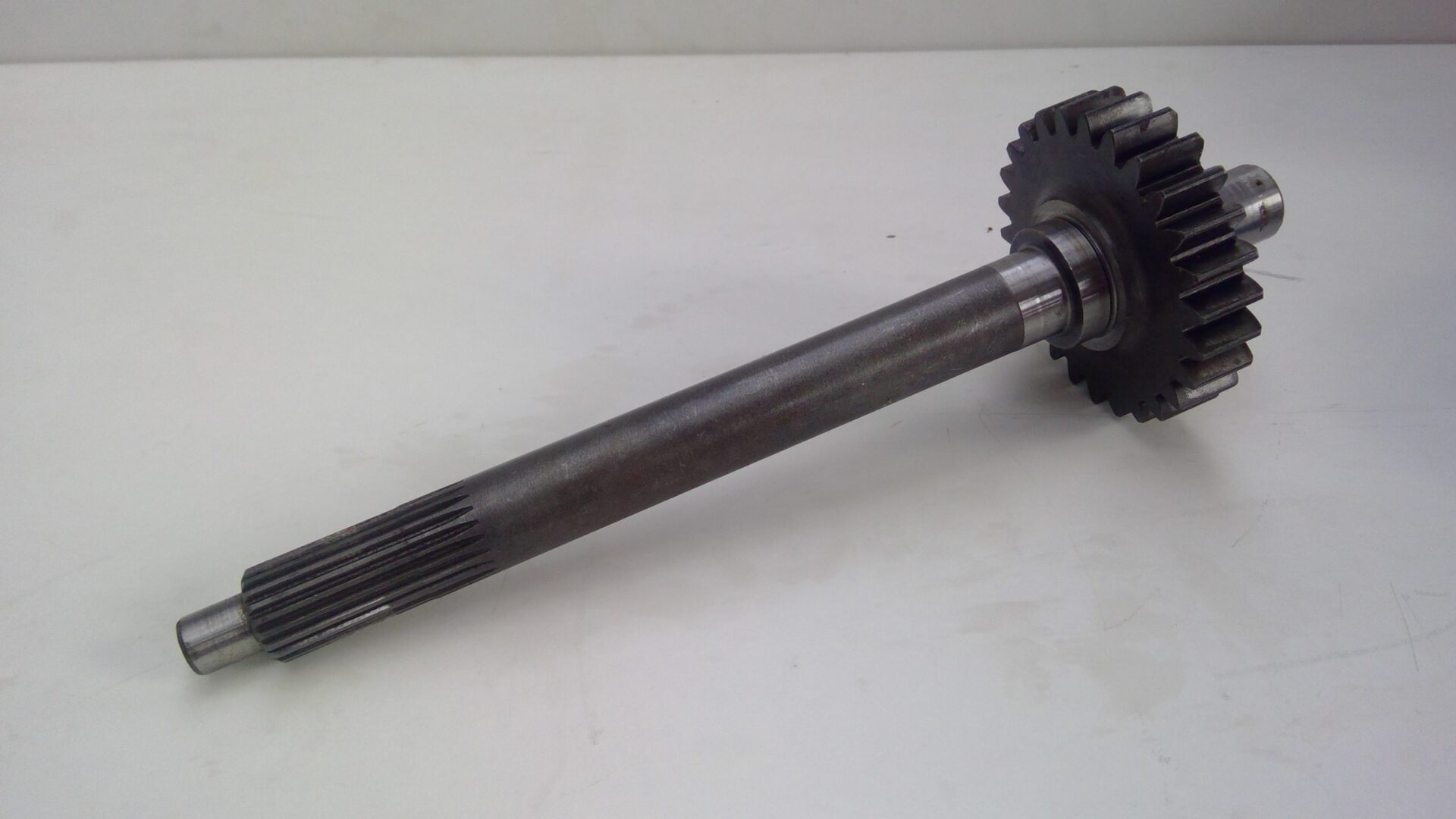 3760467M1, Input Shaft 26T, Ned Massey Ferguson Tractors ltd.