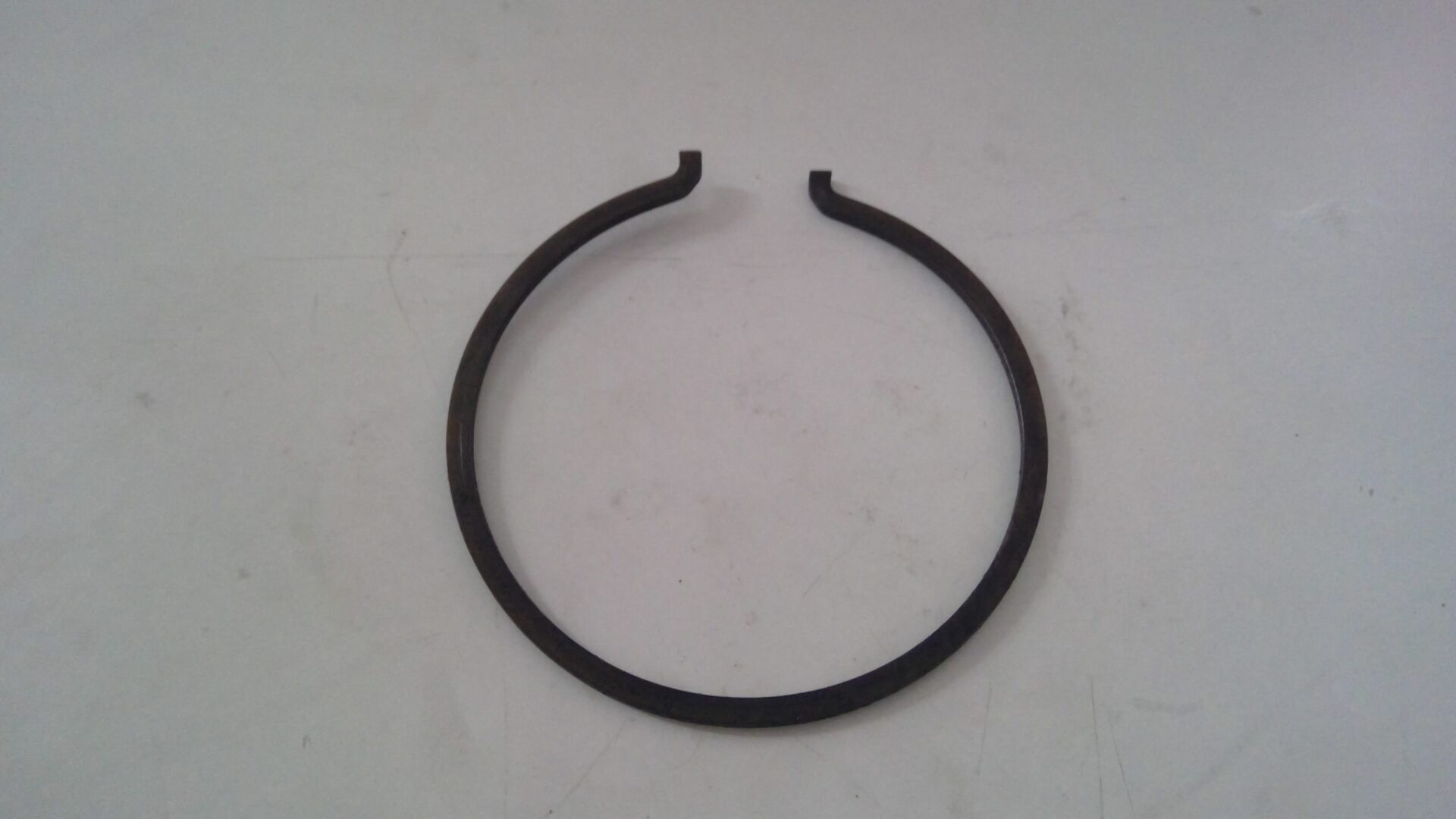 Snap Ring 377631X1 for Massey Ferguson Tractors. Ned Murphy Tractors