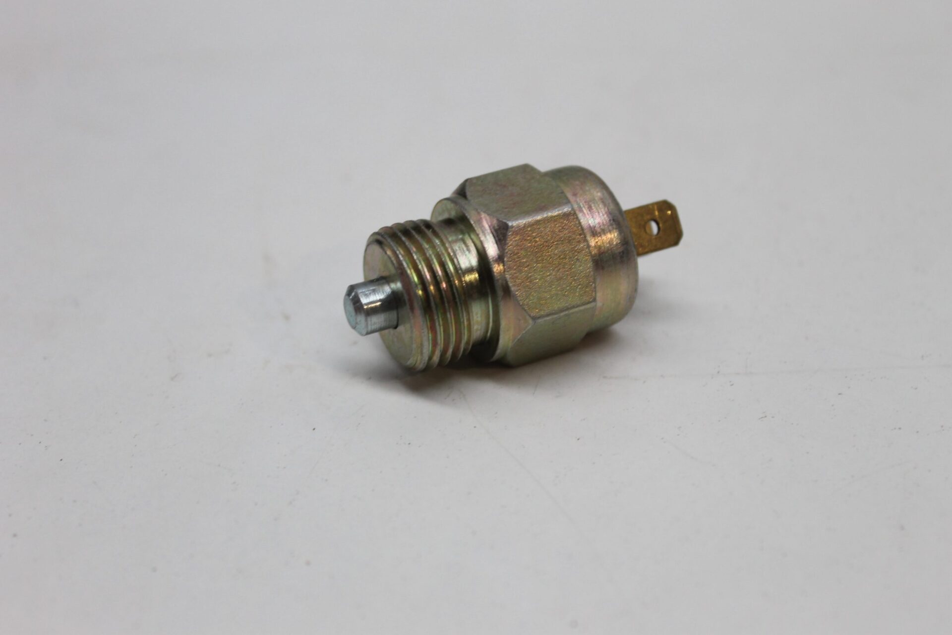 3763601M1, 4WD/Differential Switch, Massey Ferguson Tractors, Ned Murphy Tractors Ltd.