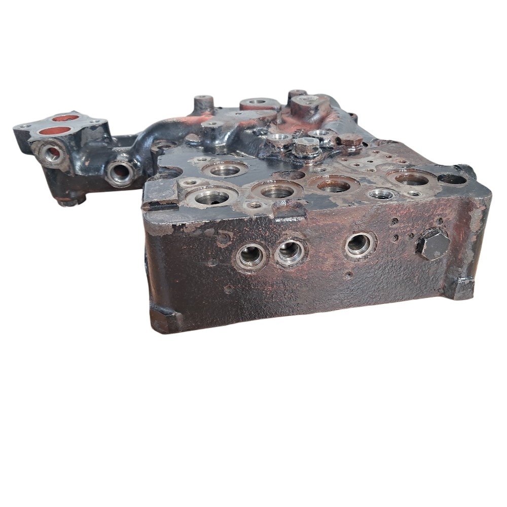 Hydraulic Right Cover 4301184M11, Massey Ferguson Tractors, NMT Group.