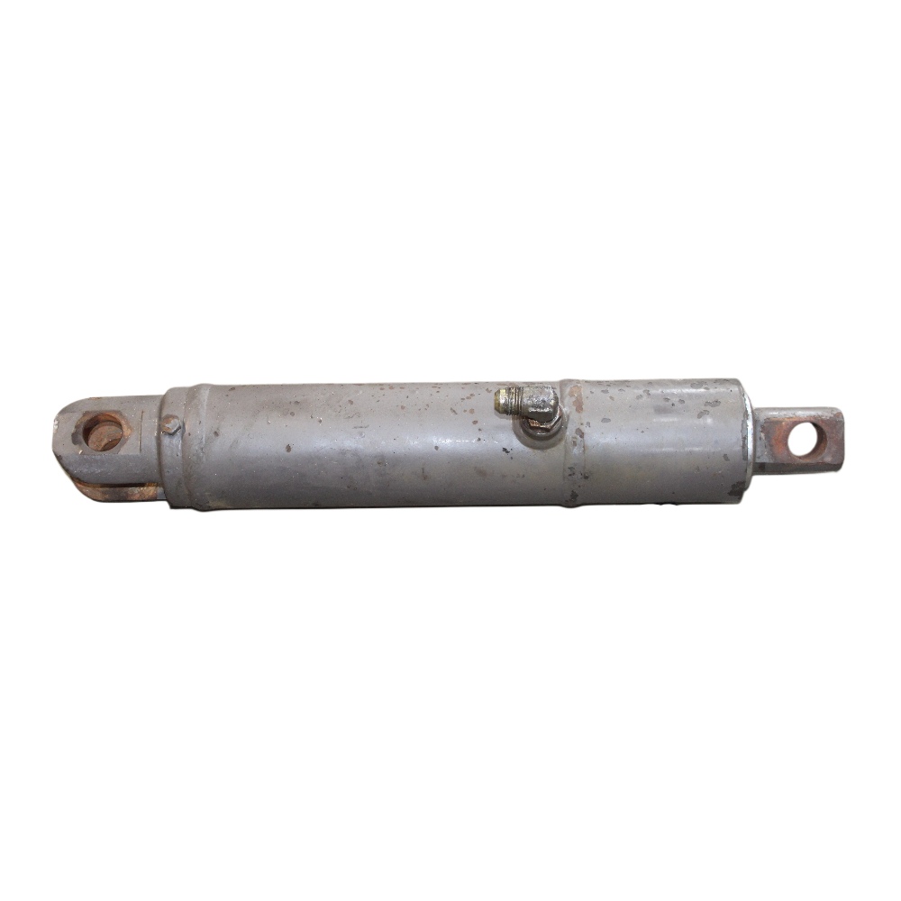 66mm Lift Ram 3795030M2 for Massey Ferguson Tractors.