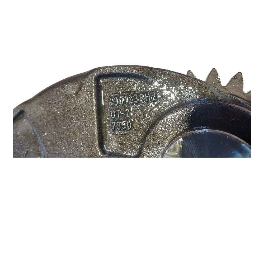 Hub Complete 4301238m2 Massey Ferguson Tractors, Ned Murphy Tractors Ltd.