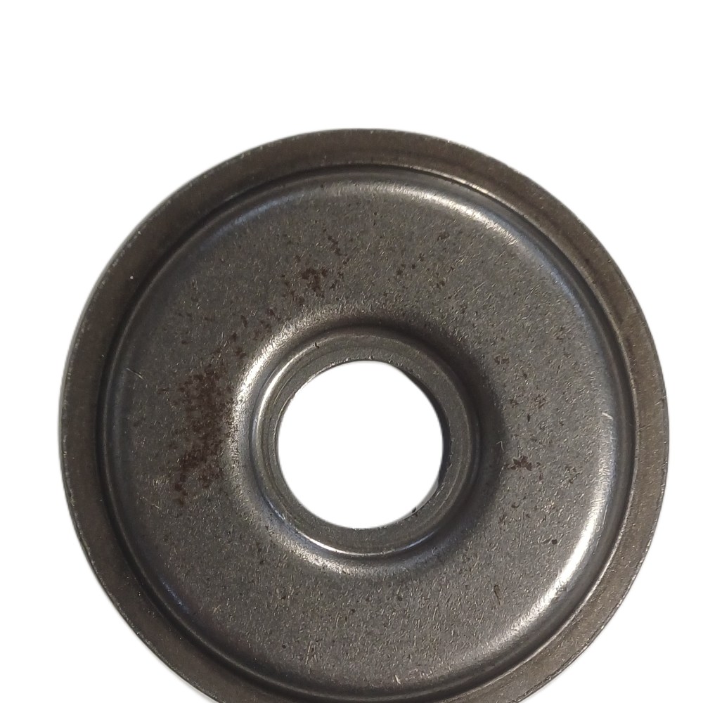 Retainer 3310951M1. Massey Ferguson Tractors, Ned Murphy Tractors Ltd.