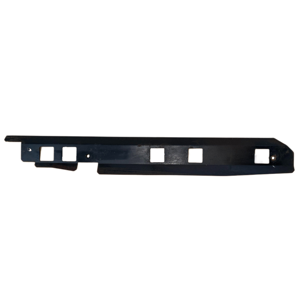 4271579M1, End Deflector, Massey Ferguson Tractors, Ned Murphy Tractors.