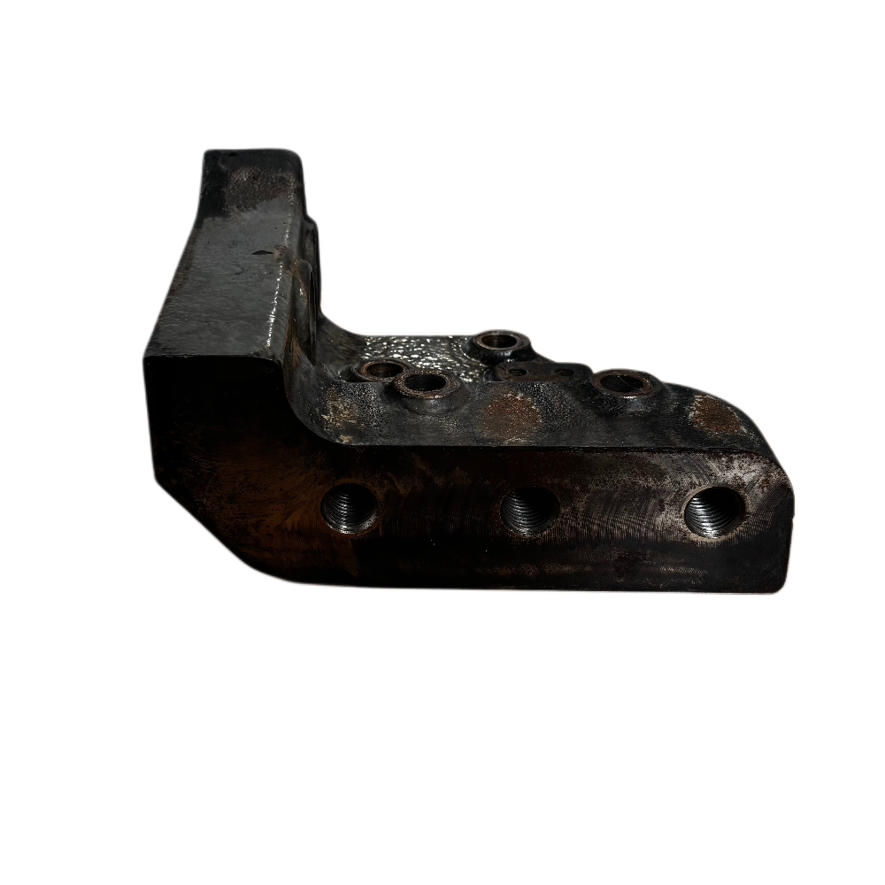 V836867635, Engine Support, Massey Ferguson Tractors, Ned Murphy Tractors.