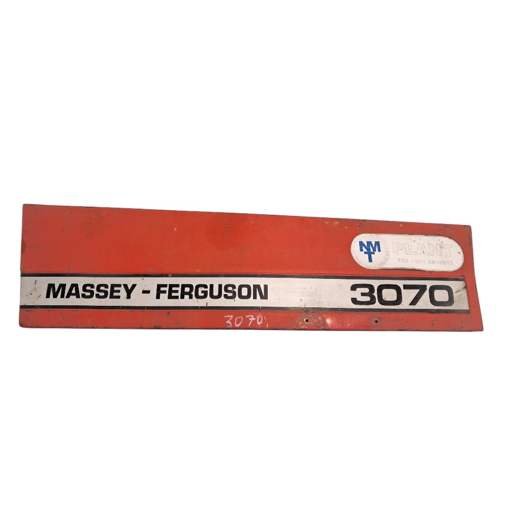 Right Panel 389990M93+1, Massey Ferguson Tractors, Ned Murphy Tractors Ltd.