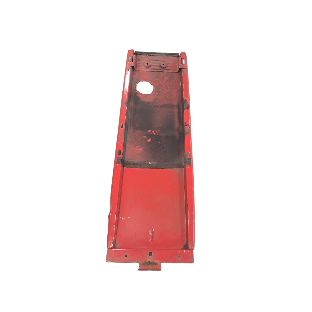 Bonnet 3811684M94+1, Massey Ferguson Tractors, Ned Murphy Tractors Ltd.