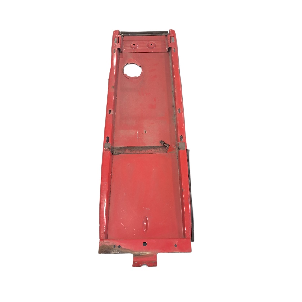 Bonnet 3811684M94, Massey Ferguson Tractors, Ned Murphy Tractors Ltd.