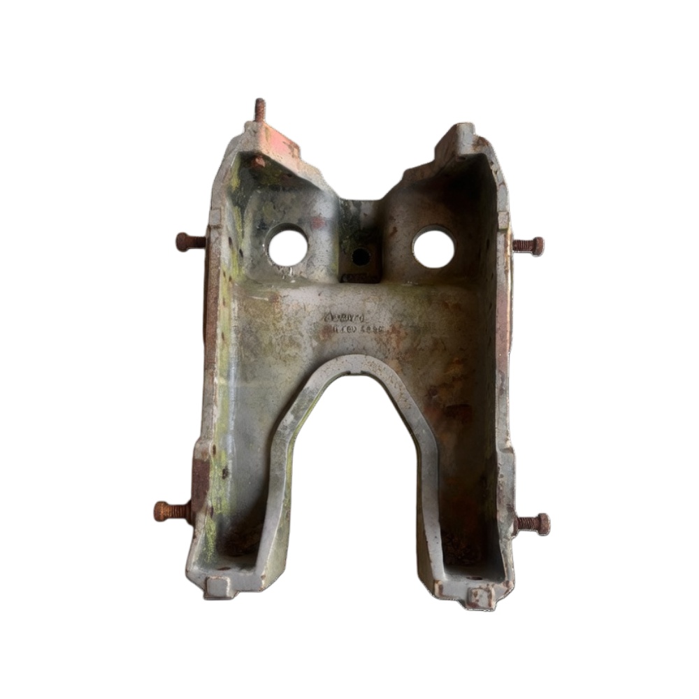 3713923M1, Axle Holder, Massey Ferguson Tractors, NMT Group.